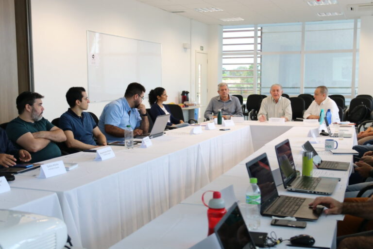 Pesquisadores planejam pós-graduação em Saúde Digital